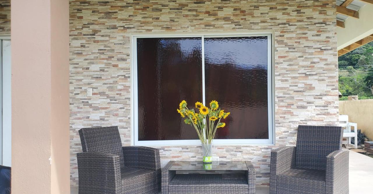 Sunflower Village Villa Girasoles คาราวากวา ภายนอก รูปภาพ