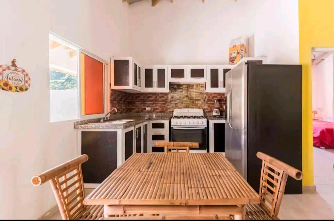 Sunflower Village Villa Girasoles คาราวากวา ภายนอก รูปภาพ
